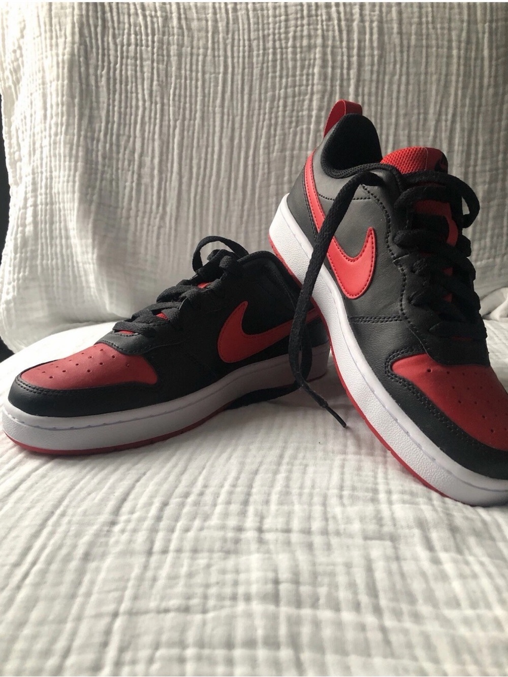 Nike Black and Red Low-Top Sneakers with White Sole
